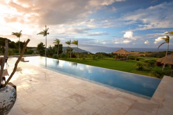Equity Estates Maui Pool